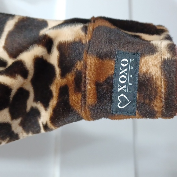 Velour Animal Print Giraffe Spotted Jacket, Button up with Pockets, Medium - Picture 9 of 11